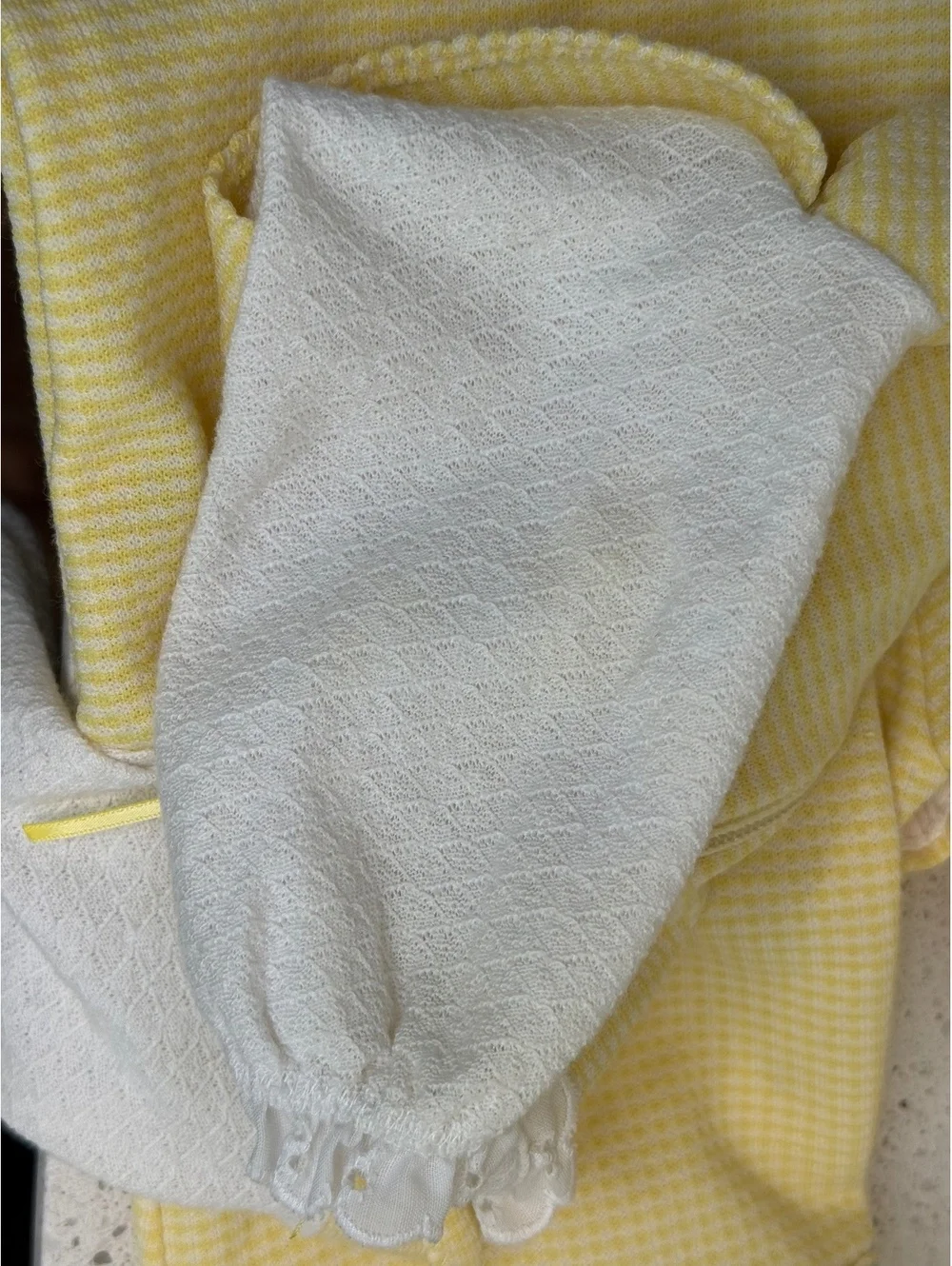 Vintage 70s/80s Carter’s Baby Girl Romper 6M Yellow Gingham Lace Made USA